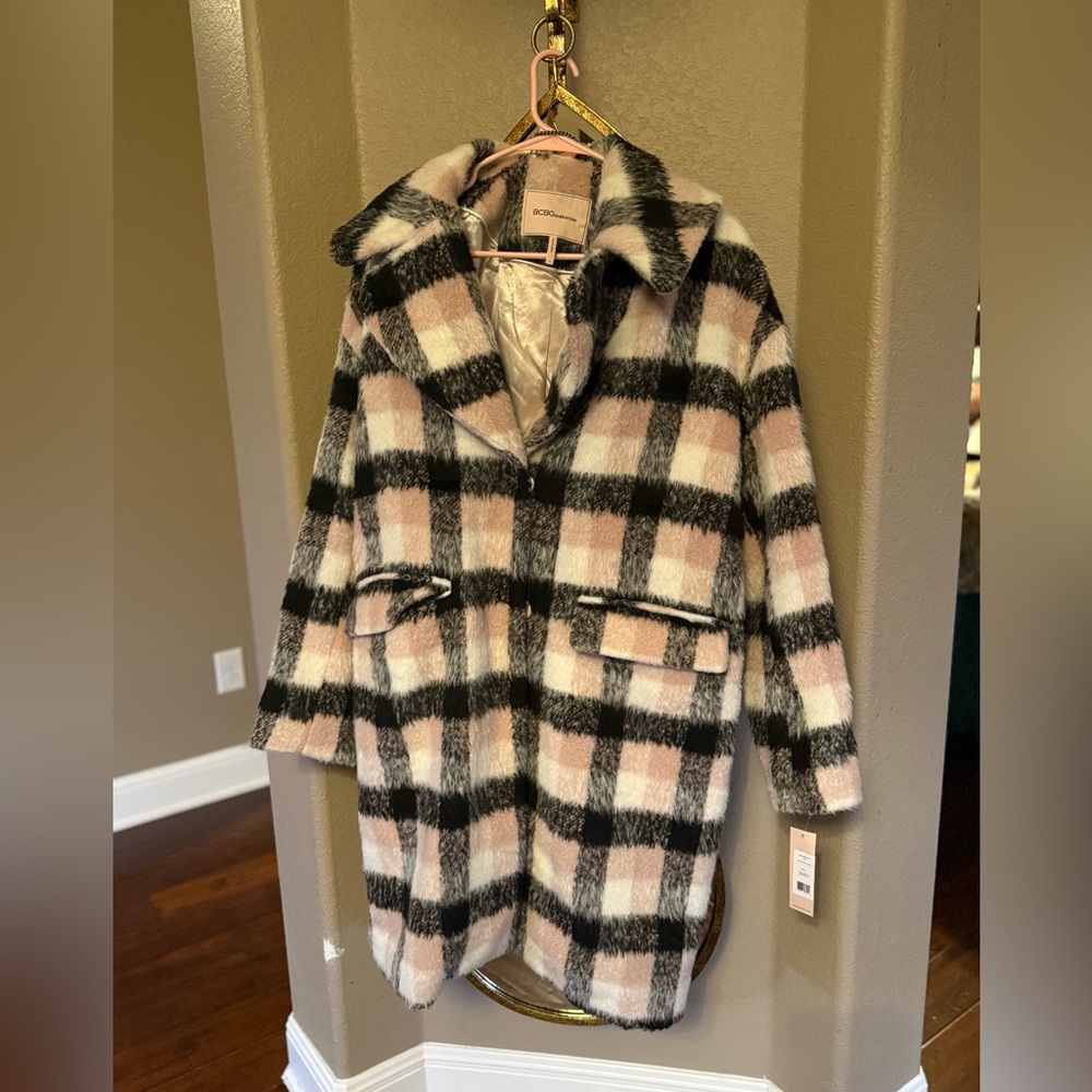 BCBGeneration Woman's Plaid
Coat Size Large